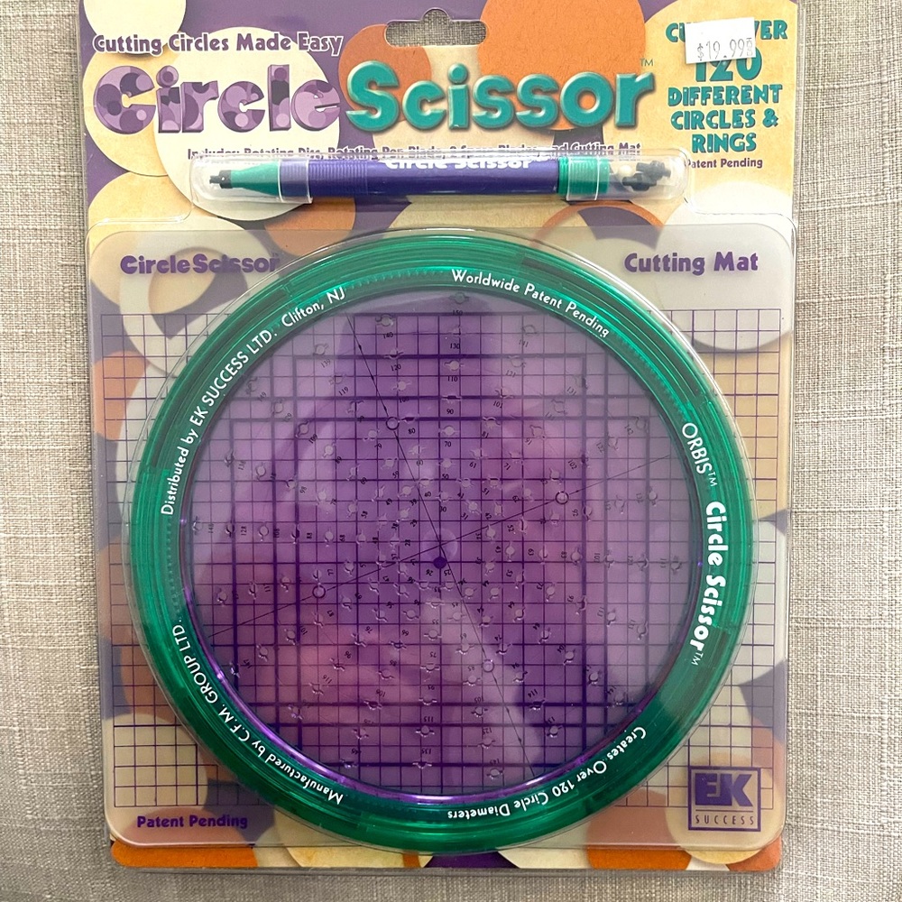 EK Success New Circle Scissor NWT